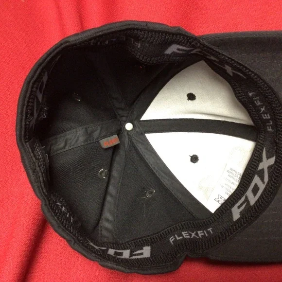 - FOX Racing hat - Picture 2 of 3